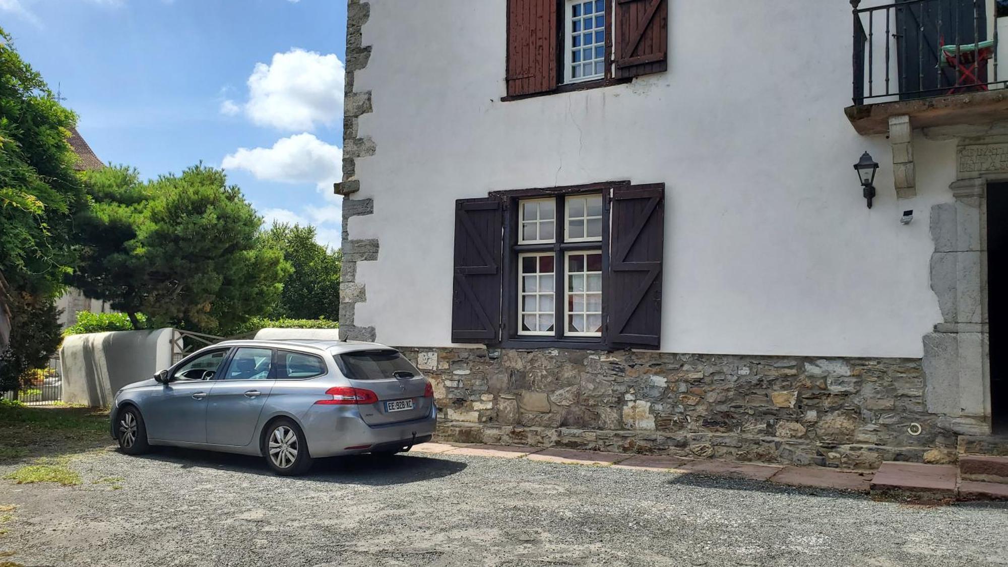 Logement Calme Et Authentique A Espelette Room photo